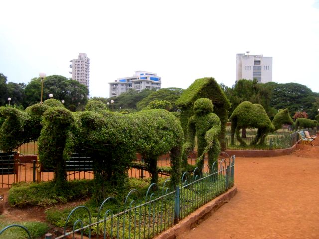 images/hanginggarden-mumbai.jpg