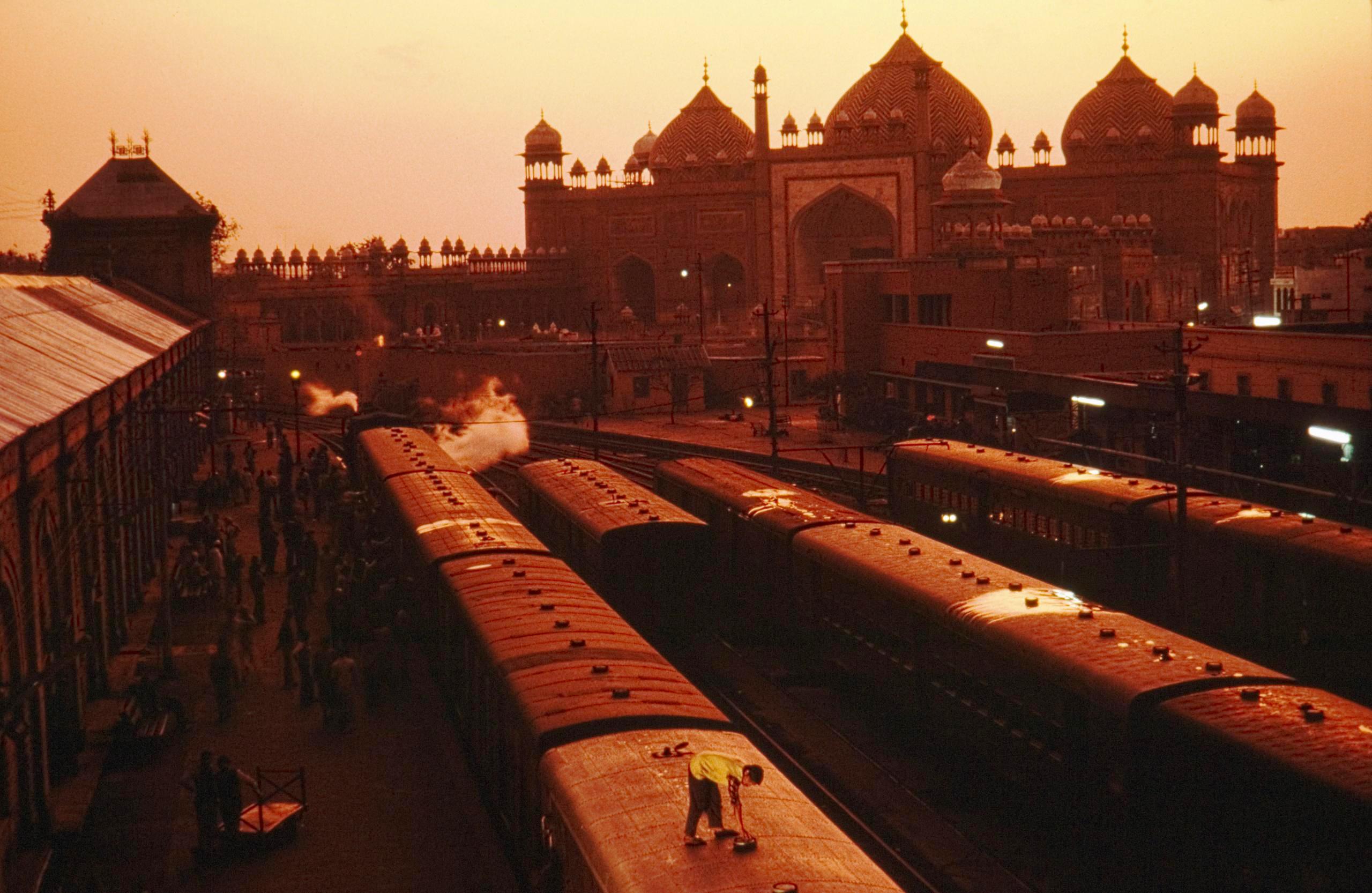 Agra-Fort-Station